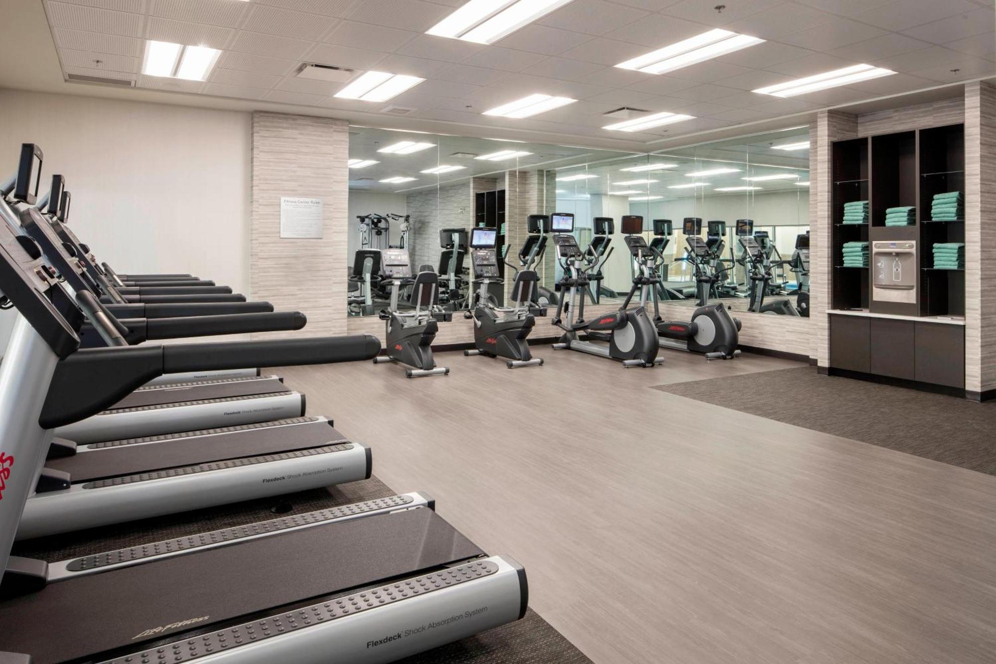 Courtyard By Marriott Prince George Extérieur photo